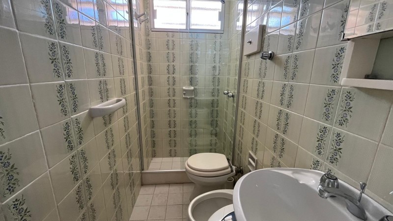 Departamento en venta en edificio primera línea